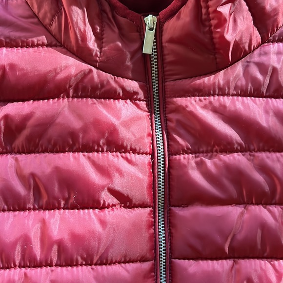 Lightweight Puffer Jacket - Picture 6 of 7